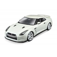 Nissan GT-R (2009) escala 1:18 - Pearl White Nissan GT-R (2009) escala 1:18 - Pearl White